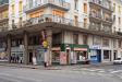—◄113►—  Coin de rue, jour gris...